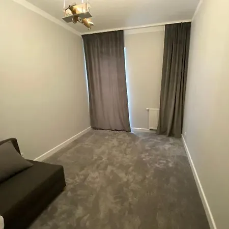 Апартаменты Klimatyczne Mieszkanie Na Wynajem Krotkoterminowy Элк